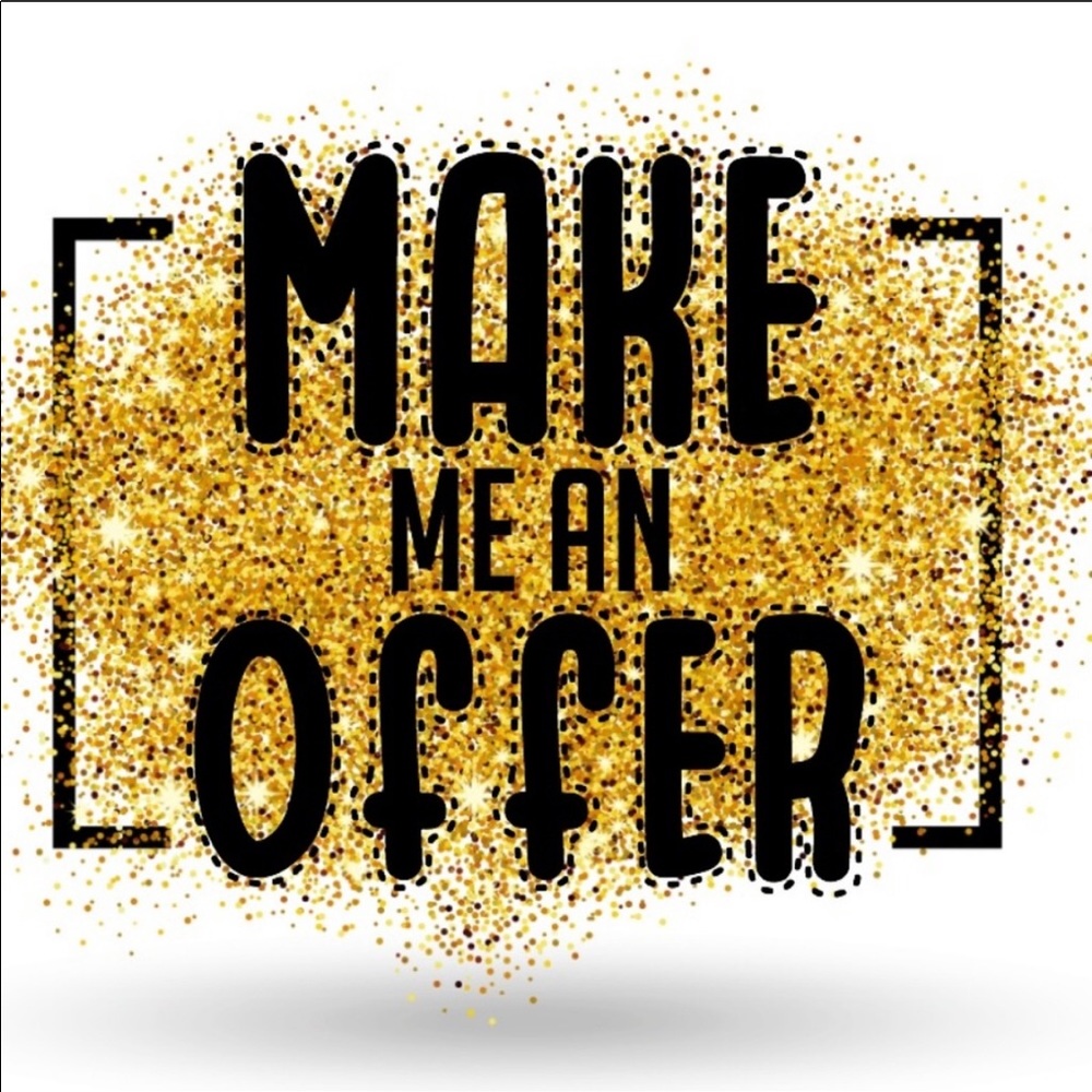 ACCEPTING ALL OFFERS!!Cleaning out closet.